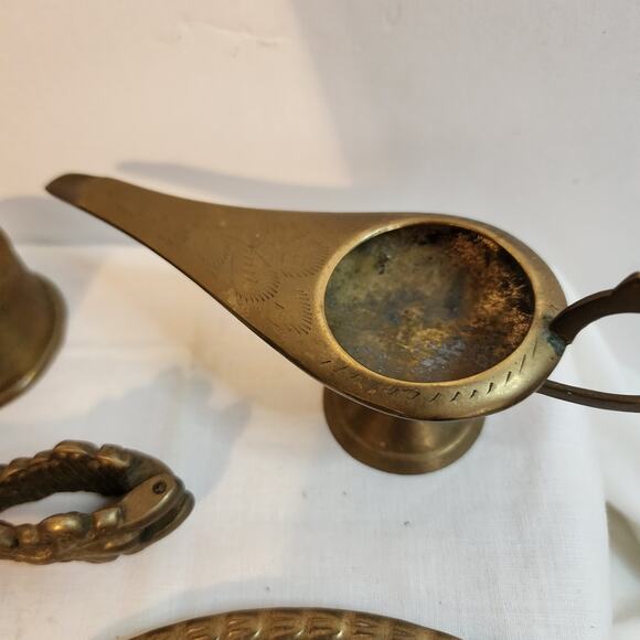 Vintage Brass Office Decor Lot – Stamp Roll, Genie Lamp, Tray & More - Picture 3 of 12